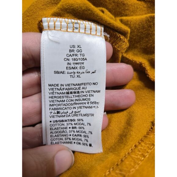 Amazon essentials xl women's mustard colored tee - Picture 7 of 10